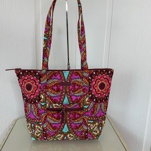 NWT Vera Bradley Villager Bag
